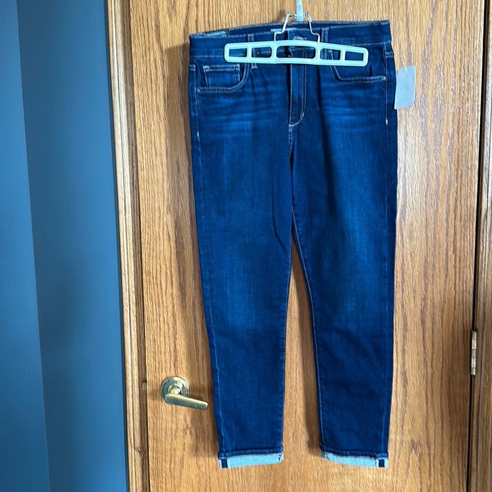 Joe’s Jeans, high rise, skinny crop! Size 29.